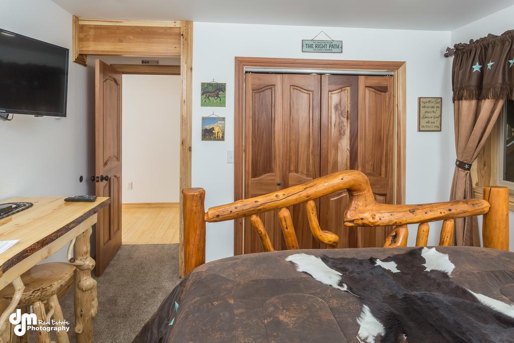 Alaska Knotty Pine B&B Палмер Екстер'єр фото